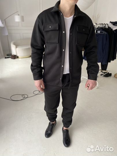 Костюм спортивный