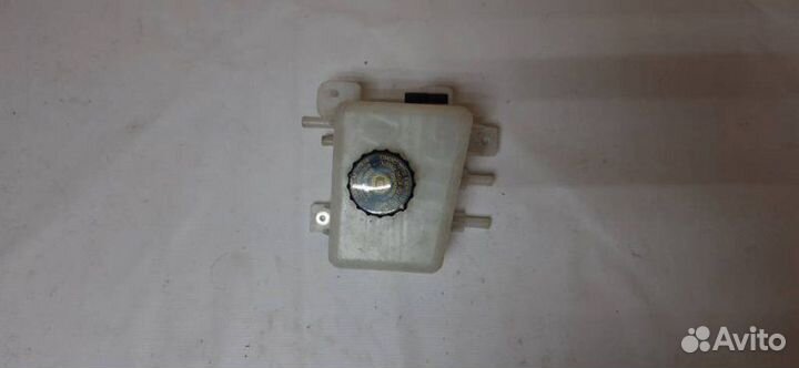 Бачок для тормозной жидкости Lexus Rx350 GGL25