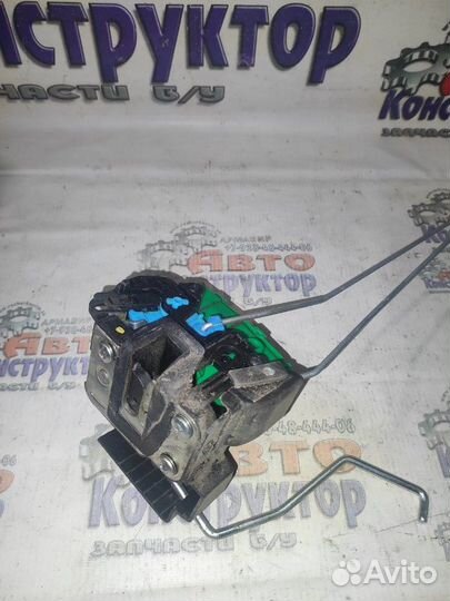 Замок двери Hyundai Solaris седан G4FC 2012