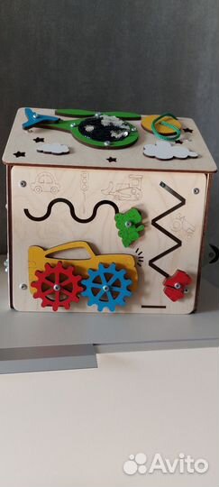 Бизиборд бизидом