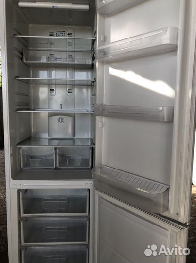 Холодильник