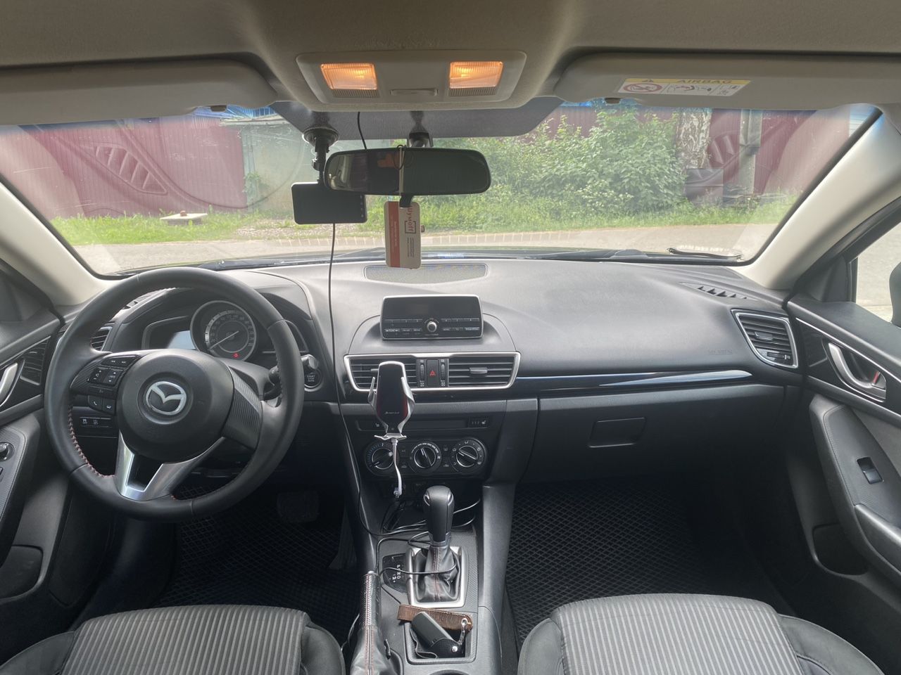 Mazda 3: фото владельца