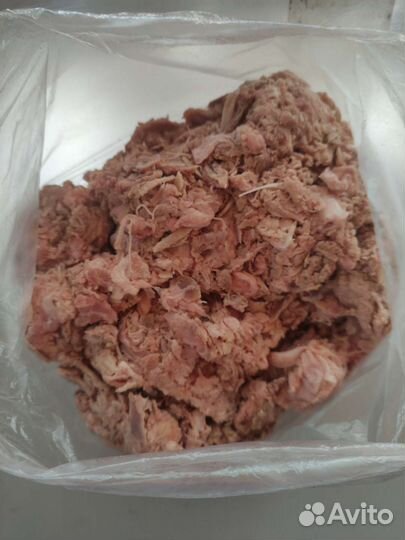 Корм для животных собак и кошек сухой и свежоморож