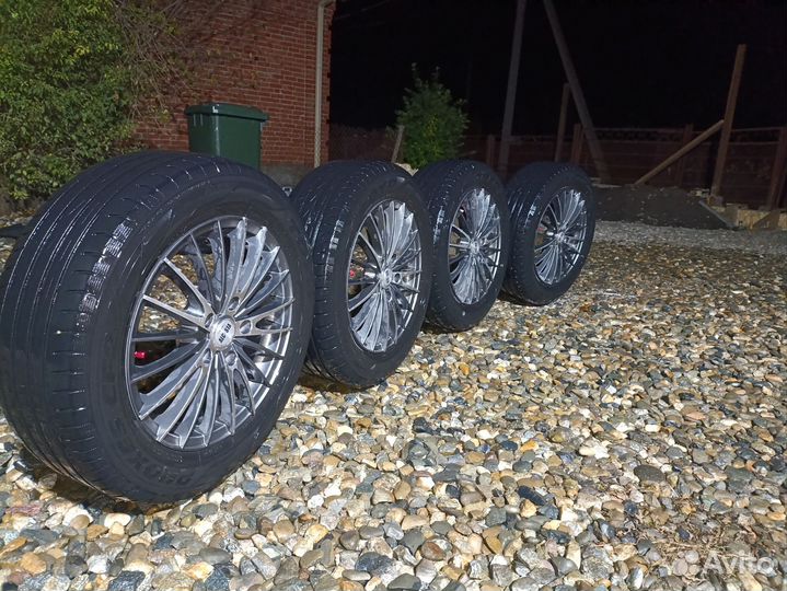 Диски с резиной r16 на митсубиши Лансер 10