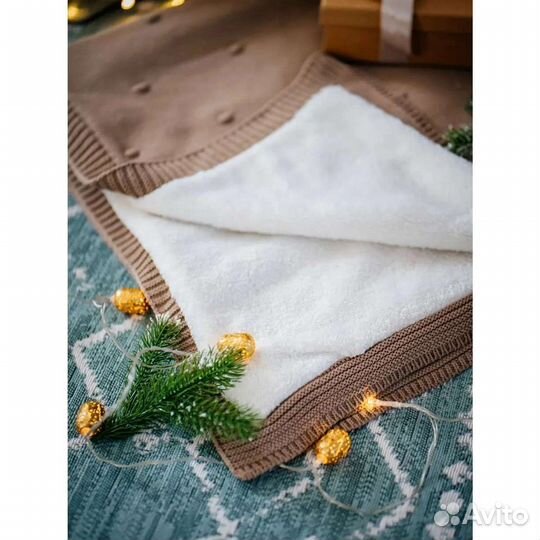 Плед вязаный на меху для новорожденного малыша