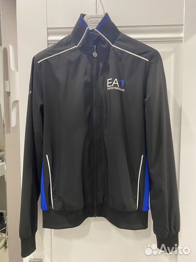 Спортивный костюм мужской Armani EA7