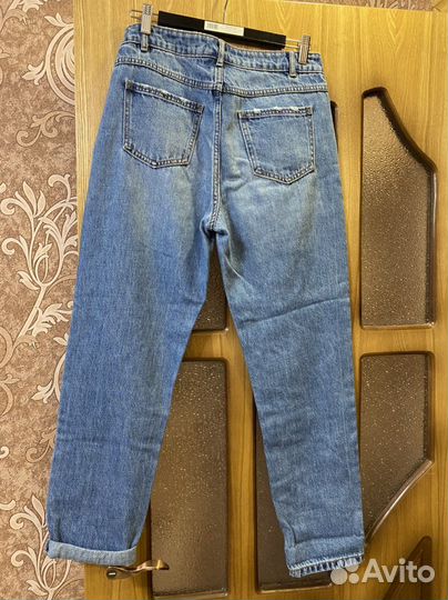 Джинсы