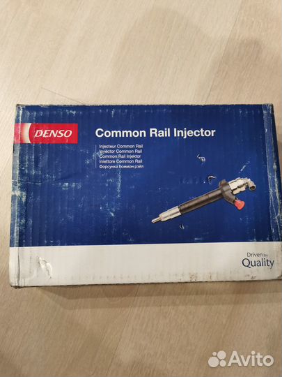 Продаю форсунку на Ниссан Патфайндер 2011гв.,2.5л