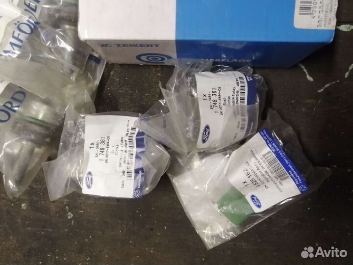 Шаровая опора 4630551 Форд Транзит 2006-2013 г