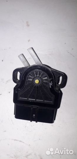 Датчик педали газа Mitsubishi Chariot Grandis