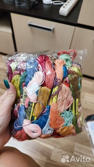 Нитки мулине 90шт
