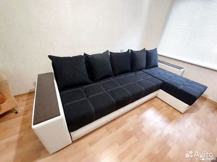Диван угловой
