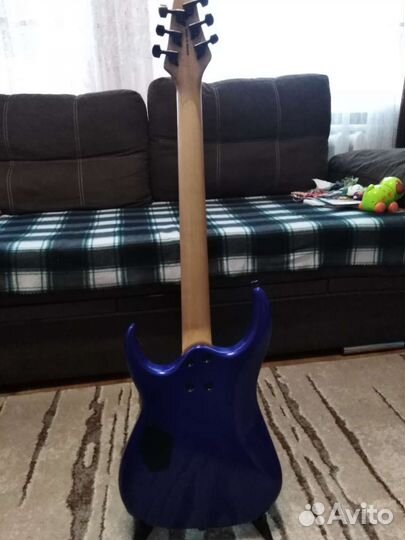 Электрогитара