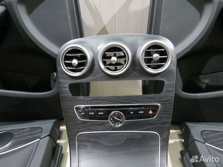 Комплект обшивок Mercedes Benz W205