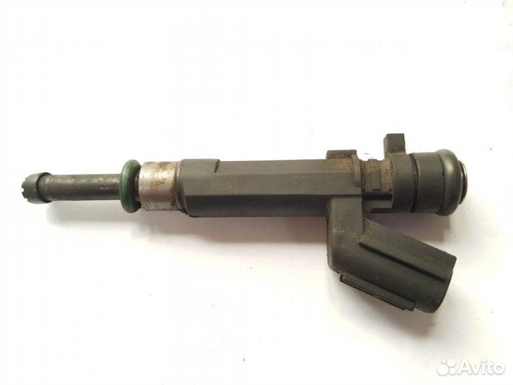 Форсунка топливная Nissan Juke HR16DE 2013