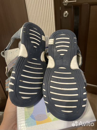 Сандали кожаные