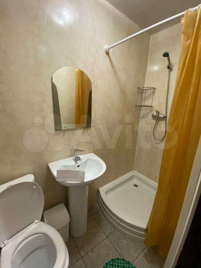 Дом 20 м² на участке 1 сот.