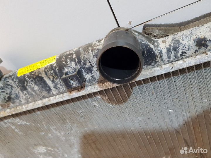 Радиатор системы охлаждения (Subaru Outback)