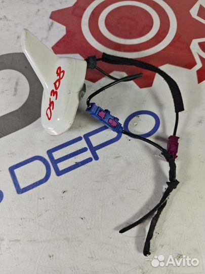 Антенна Audi A4 B8 2.0 2011