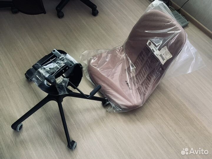 Новый конференц-стул Лонгфьелль IKEA