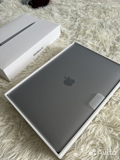 Ноутбук Apple MacBook Air 13