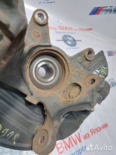 Кулак передний правый Bmw Х3 E83 N52B25 2009