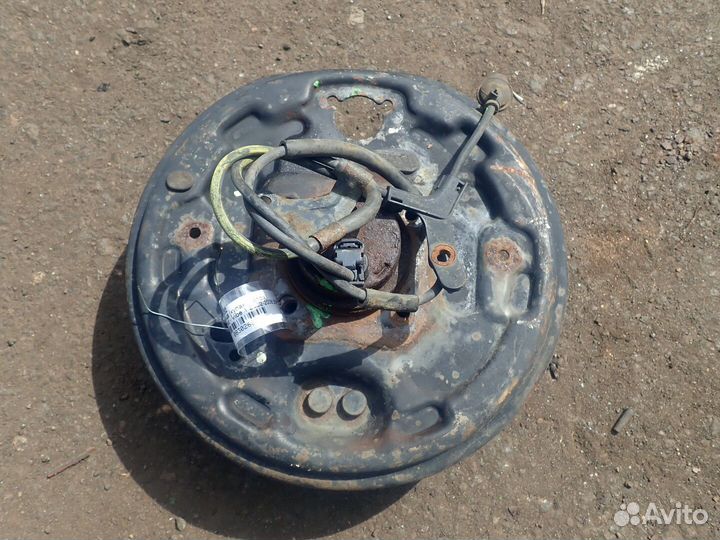 Ступица (кулак, цапфа) Pontiac Vibe 1, 2006