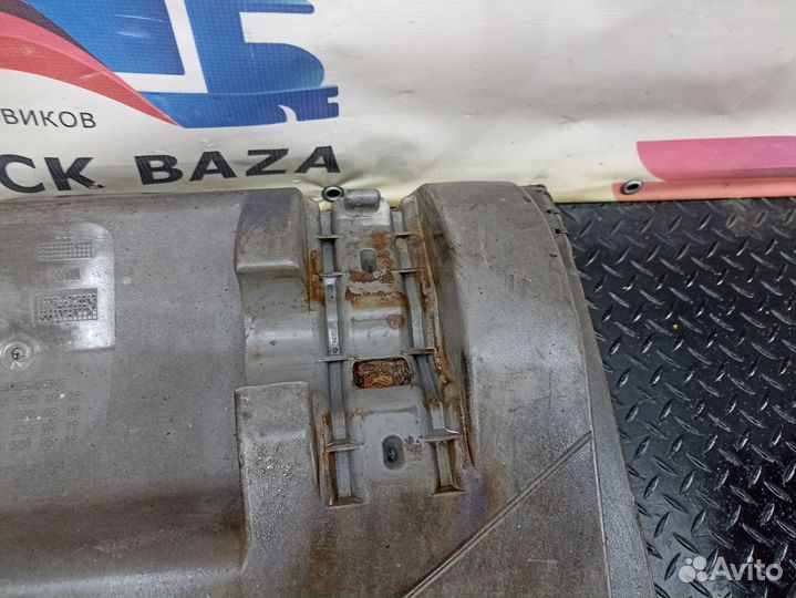 9305200019 Крыло заднее левое передняя часть