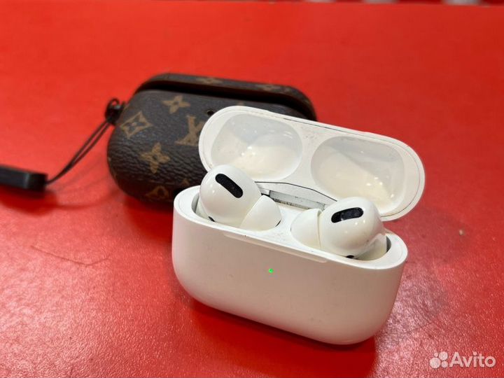 Наушники - Apple airpods PRO