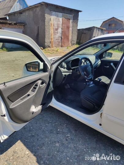 LADA Granta 1.6 AT, 2018, 68 000 км