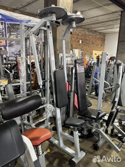 Баттерфляй/задняя дельта Iron King