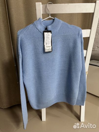 Свитер женский голубой