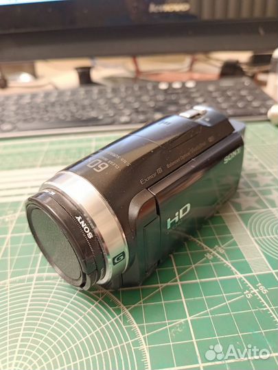 Видеокамера Sony HDR - CX625