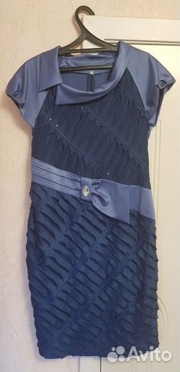 Платье атласное