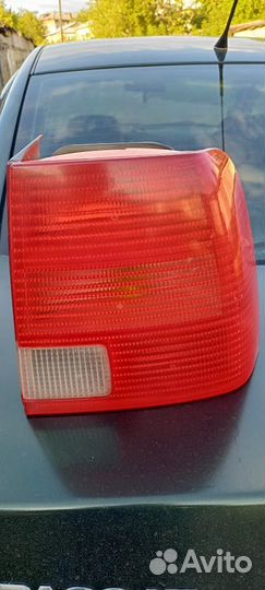 Задний правый фонарь на volkswagen passat b5