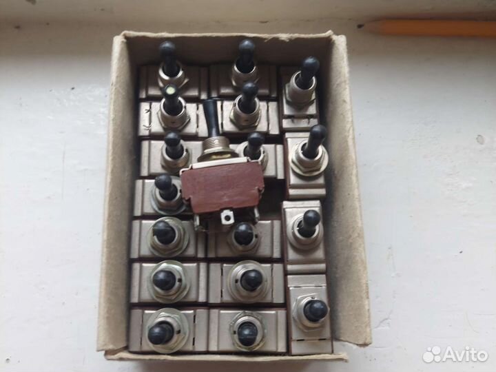 Тумблер п2т-1