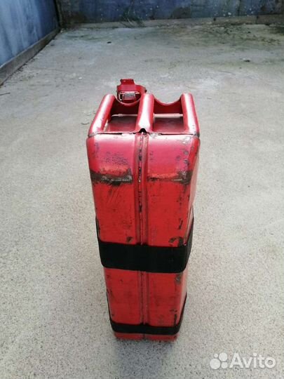 Канистры металлические 20 литров