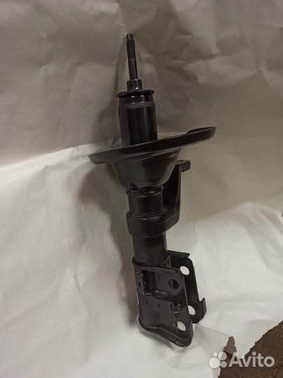 Амортизатор подвески левый Honda CRV