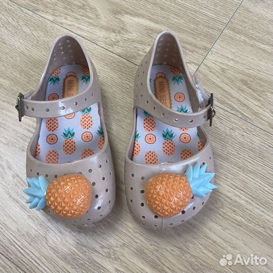 Туфли сандали для девочки mini melissa