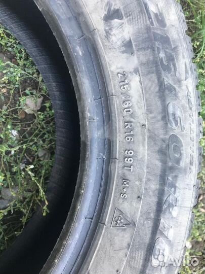 Pirelli Ice Zero 215/60 R16 99T