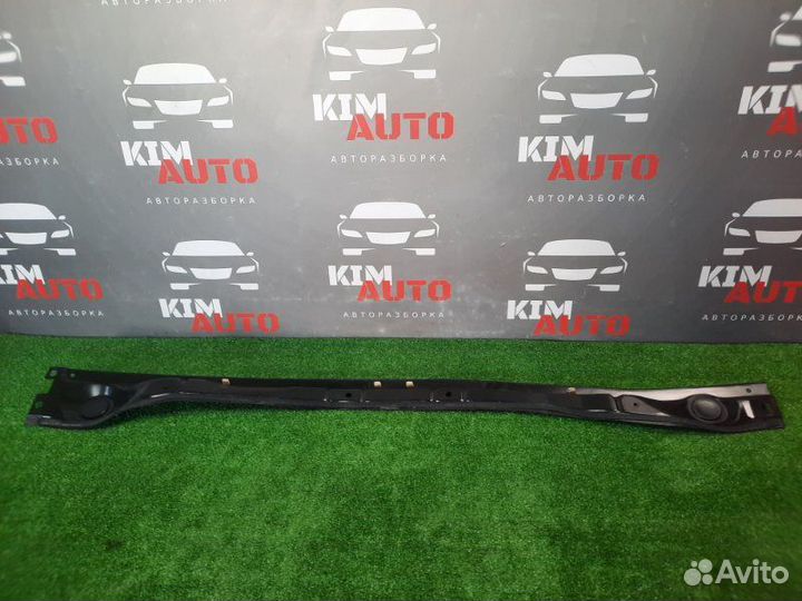 Накладка под жабо водосток LADA X-Ray Cross 1.6