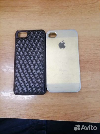 Чехол на iPhone