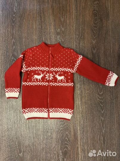 Теплая кофта для девочки