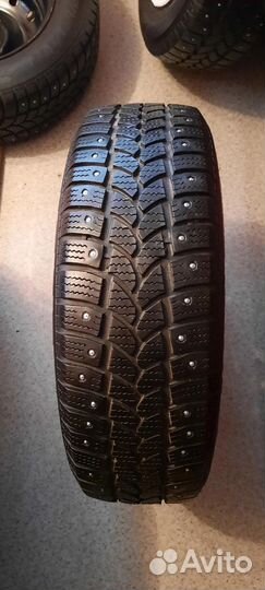 Sakura S929 195/65 R15