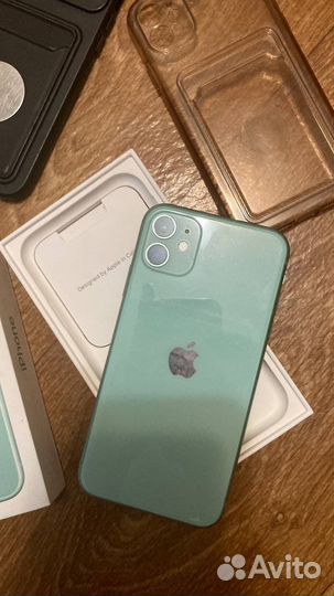 iPhone 11, 64 ГБ