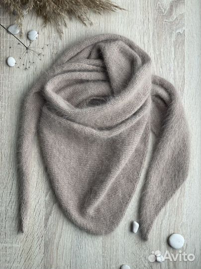 Платок из пуха норки. Варежки. Ручная работа