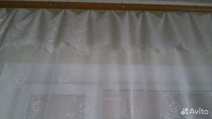 Три шт.тюль на большое окно