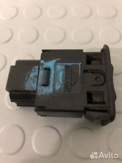 Кнопка stabi (стаби) Ниссан Патрол Y61