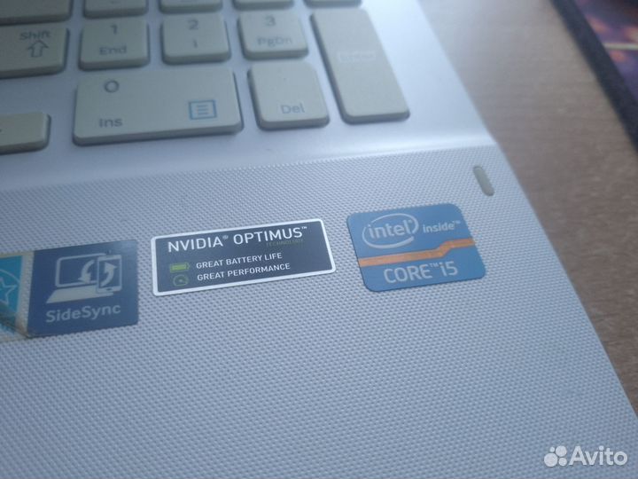 15.6 ультрабук Samsung i5