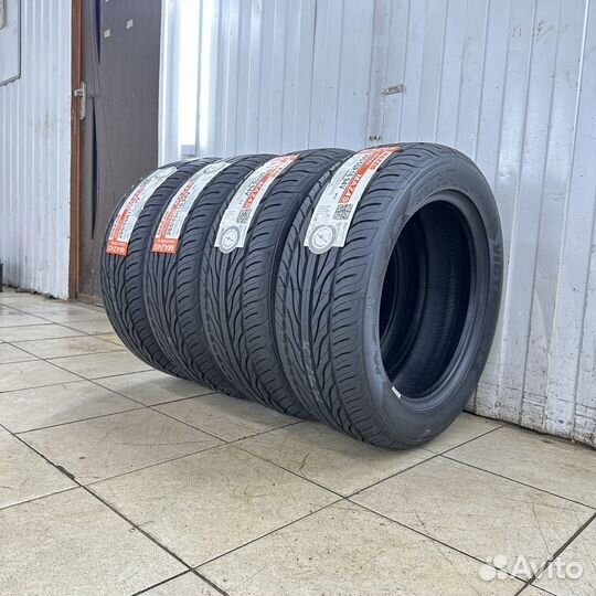 Maxxis MA-Z4S Victra 255/55 R20